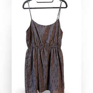XXI Forever 21 Fun and Flirty Gray/w Black Sequins, Size‎ M